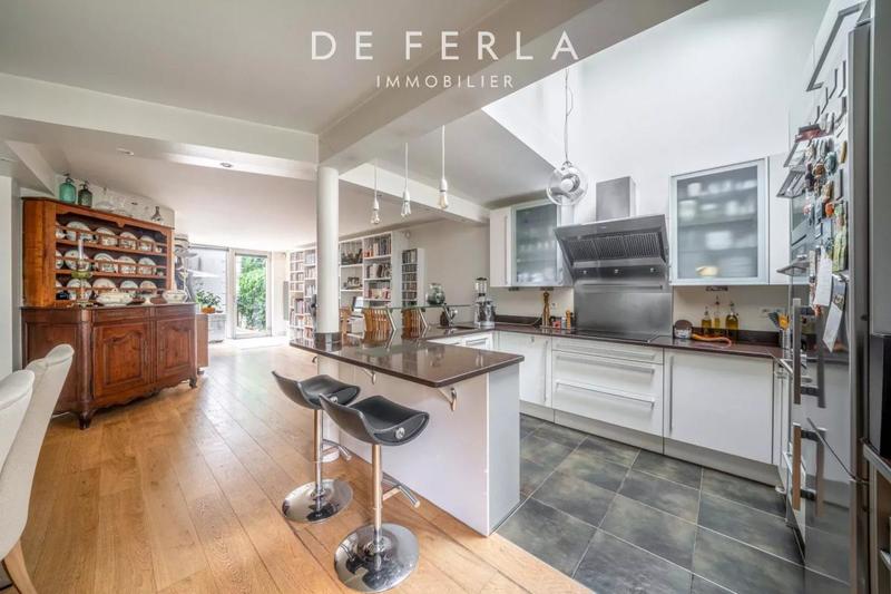 Duplex - 162 m² - 7 pièces