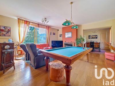 Maison - 206 m² - 8 pièces