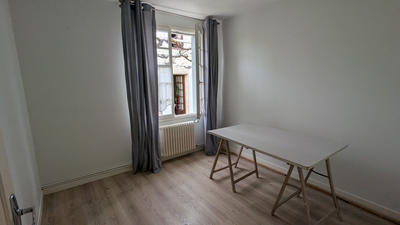 Maison - 205 m² - 11 pièces