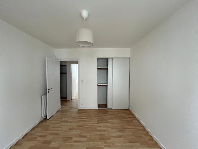 Appartement - 80 m² - 3 pièces
