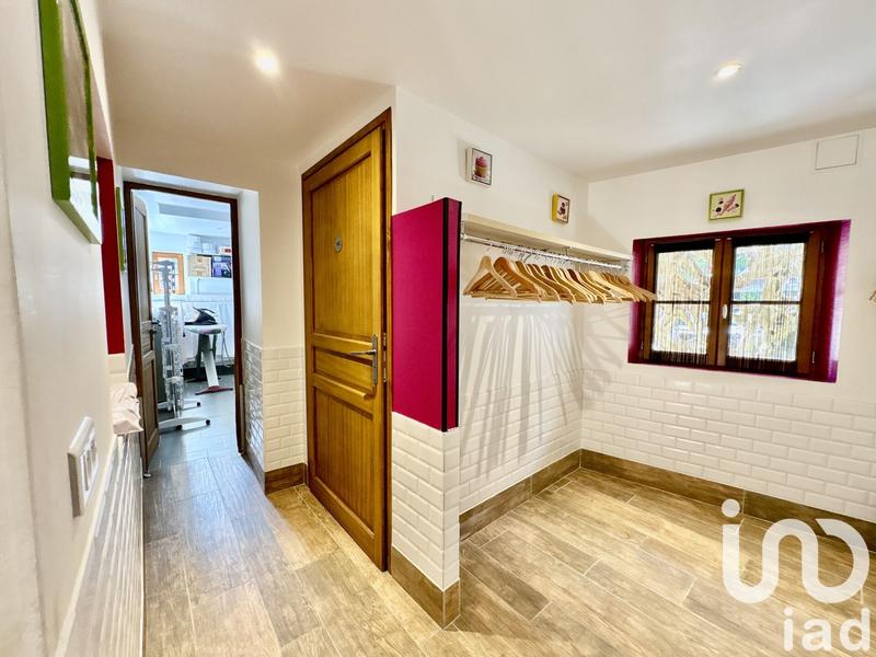 Maison - 520 m² - 19 pièces