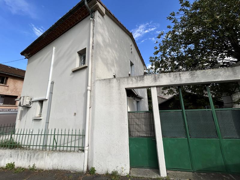 Maison traditionnelle - 80 m² - 5 pièces