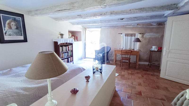 Maison - 205 m² - 7 pièces