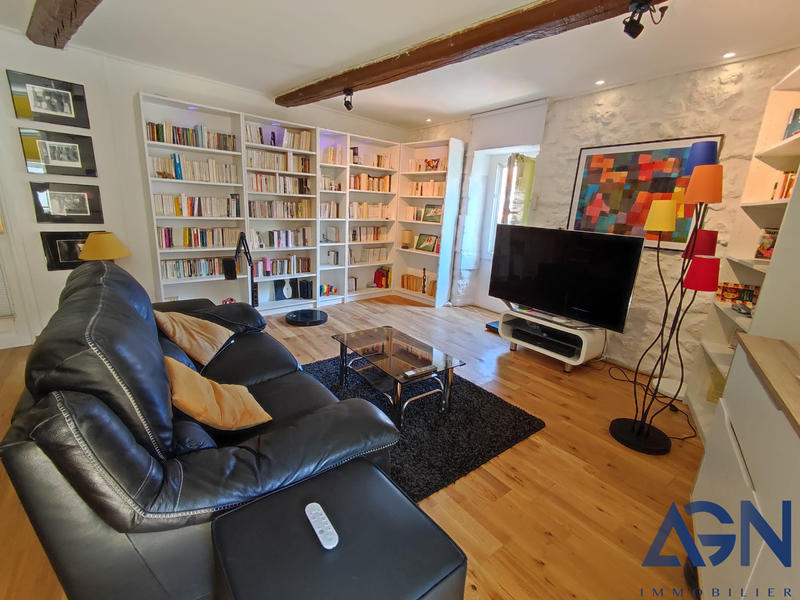 Appartement - 80 m² - 4 pièces