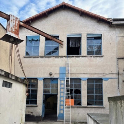 Local d'activité / Entrepôt - 1 800 m²
