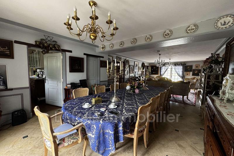 Maison - 169 m² - 10 pièces