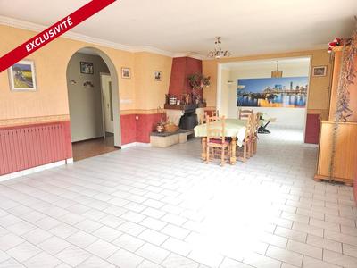 Maison - 180 m² - 8 pièces
