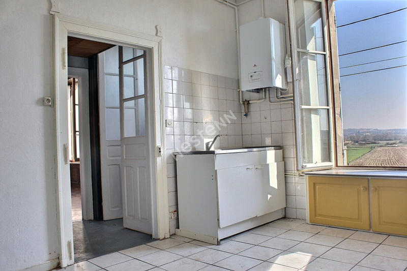 Maison - 204 m² - 9 pièces