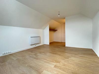 Maison - 97 m² - 4 pièces