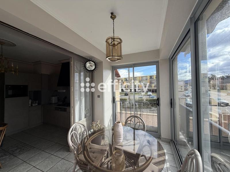 Maison - 200 m² - 10 pièces