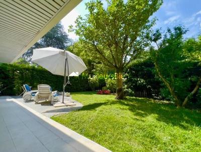 Appartement ancien - 113 m² - 5 pièces