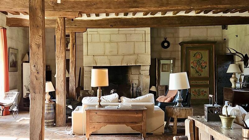 Maison - 420 m² - 11 pièces