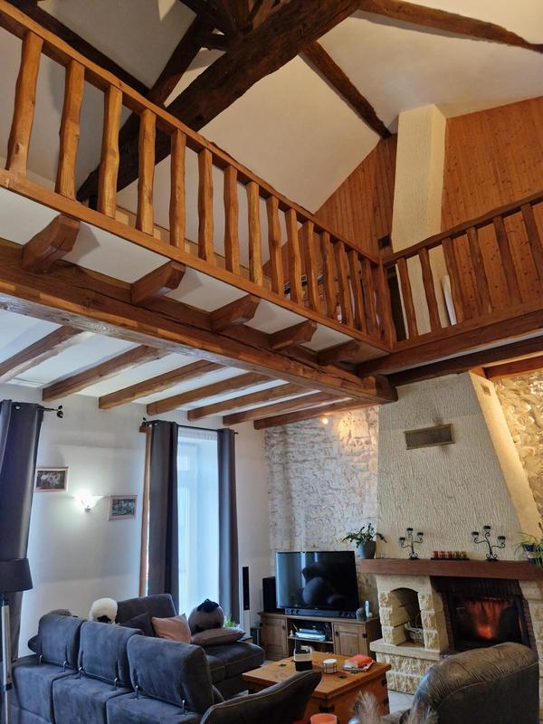 Maison - 241 m² - 10 pièces