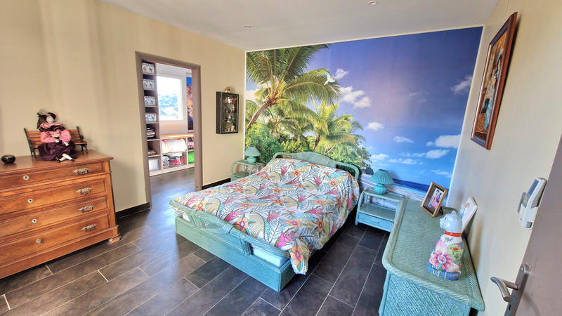 Duplex - 178 m² - 5 pièces