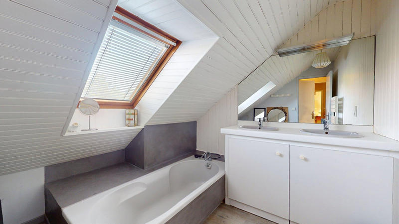 Maison - 120 m² - 6 pièces