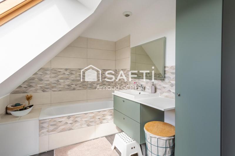 Maison - 101 m² - 5 pièces