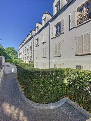 Studio - 24 m² - 1 pièce