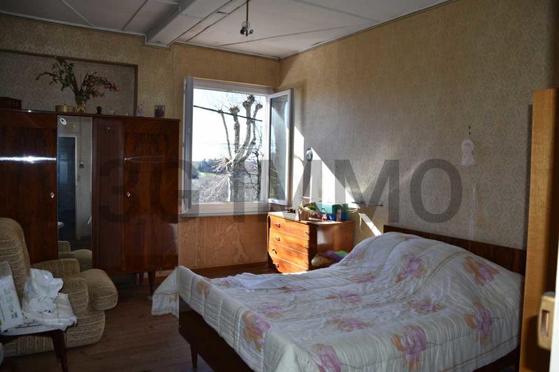 Maison - 240 m² - 12 pièces