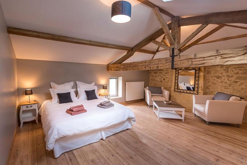 Maison - 420 m² - 10 pièces