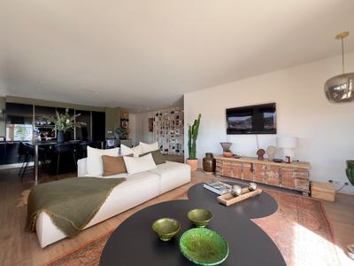 Appartement - 115 m² - 4 pièces