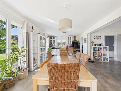 Maison - 192 m² - 8 pièces