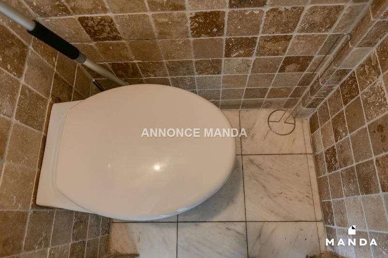 Chambre - 10 m² - 7 pièces