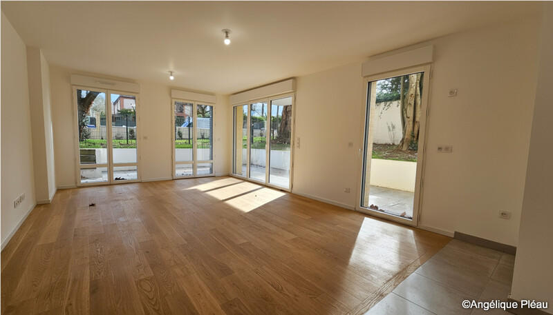 Appartement - 94 m² - 4 pièces