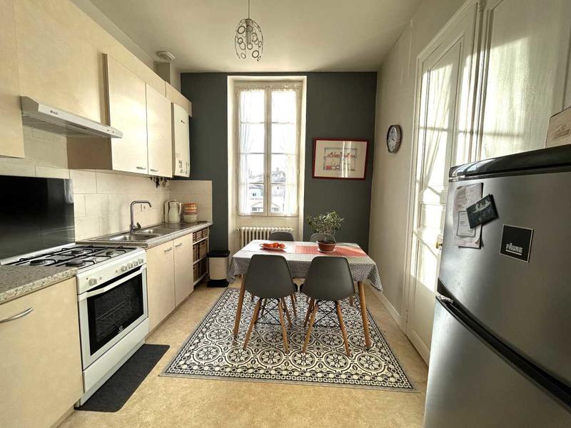 Appartement - 95 m² - 3 pièces