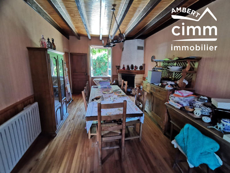 Maison - 113 m² - 9 pièces