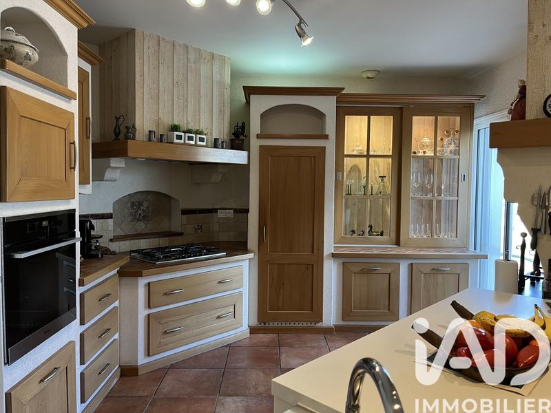 Maison - 190 m² - 5 pièces