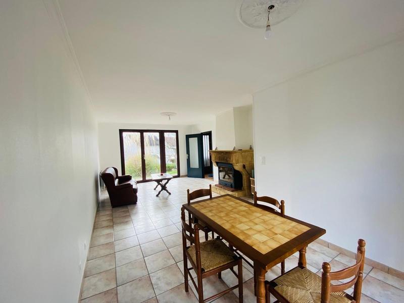 Maison - 93 m² - 5 pièces