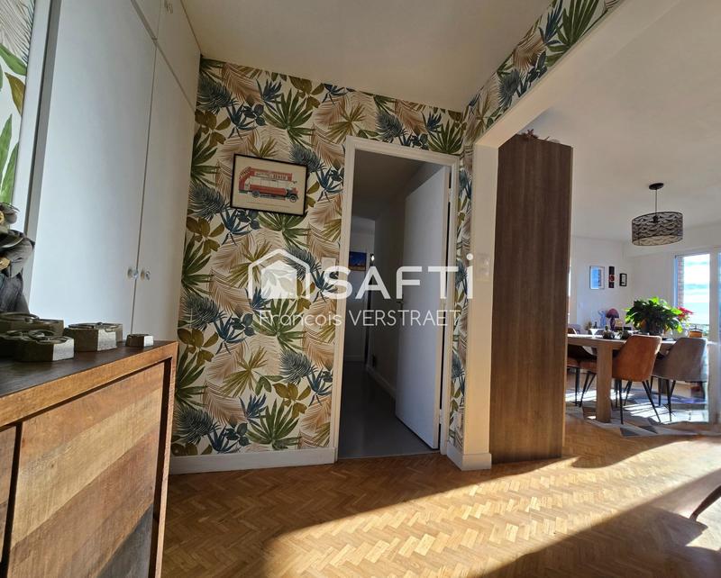 Appartement - 100 m² - 6 pièces