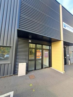 Local d'activité / Entrepôt - 200 m²