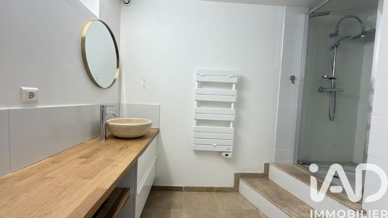 Maison - 272 m² - 10 pièces