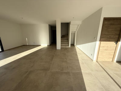 Maison - 123 m² - 4 pièces