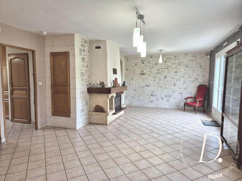 Maison traditionnelle - 109 m² - 6 pièces