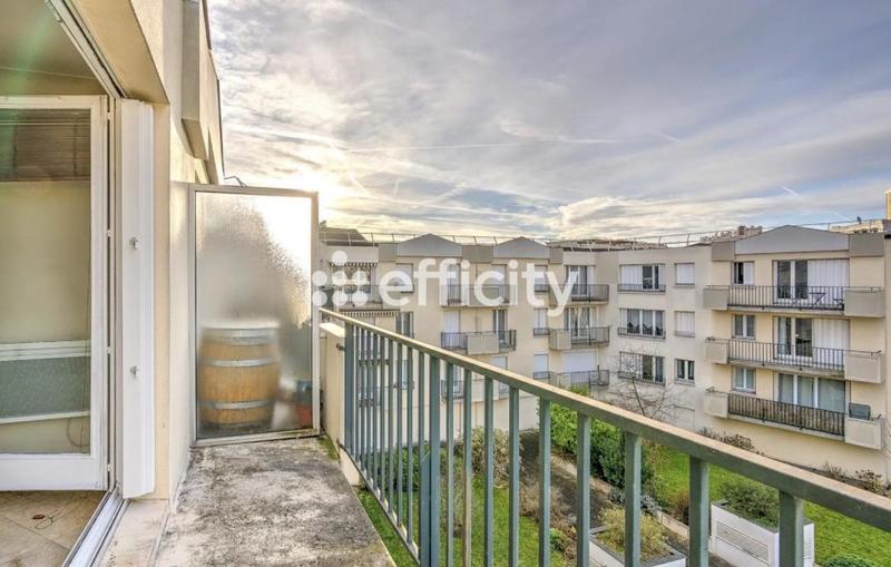 Appartement - 81 m² - 4 pièces