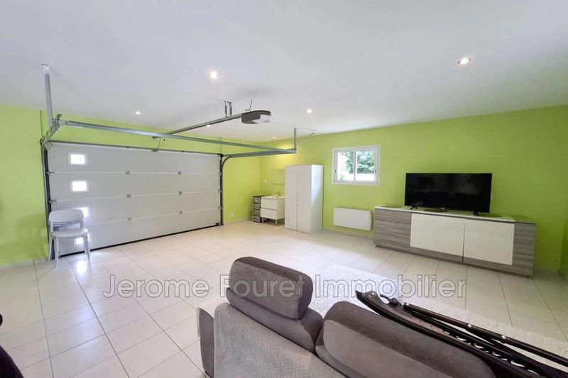 Maison - 250 m² - 5 pièces