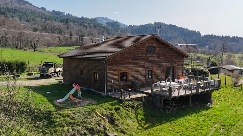 Maison - 140 m² - 4 pièces