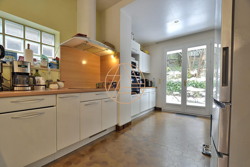 Maison ancienne - 200 m² - 8 pièces