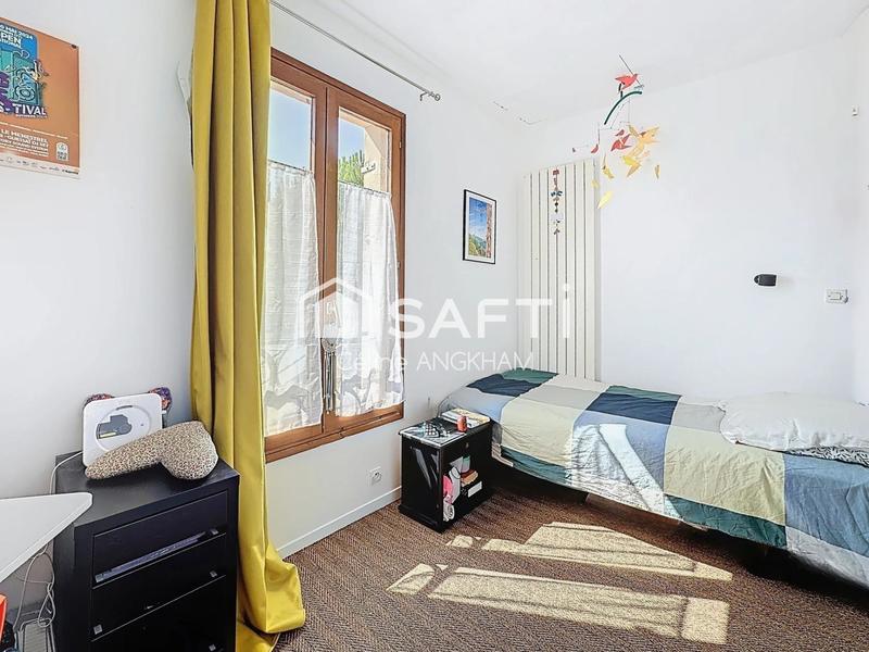 Maison - 79 m² - 5 pièces