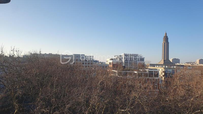 Appartement - 82 m² - 3 pièces