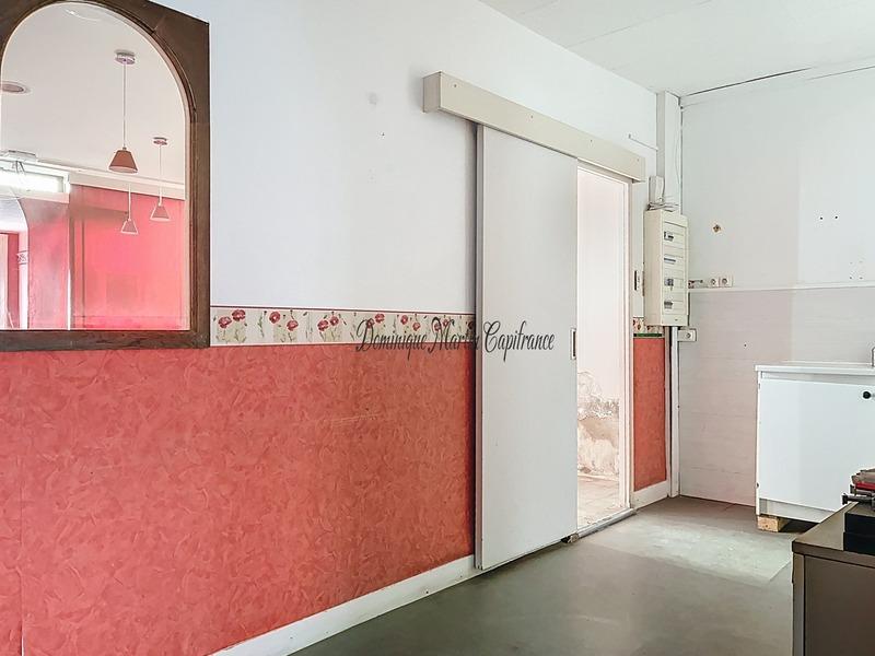 Immeuble - 70 m² - 6 pièces