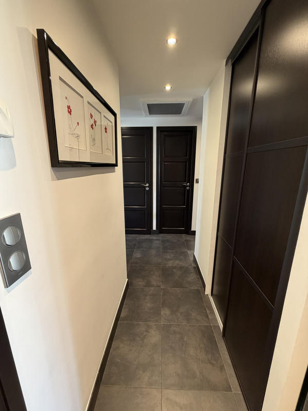 Appartement - 81 m² - 3 pièces