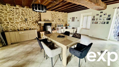 Maison traditionnelle - 185 m² - 6 pièces