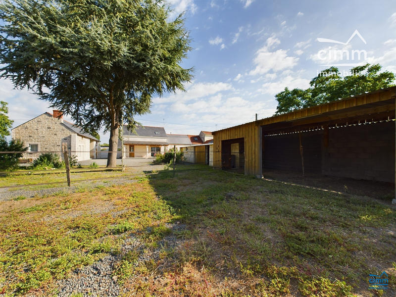 Maison traditionnelle - 88 m² - 4 pièces