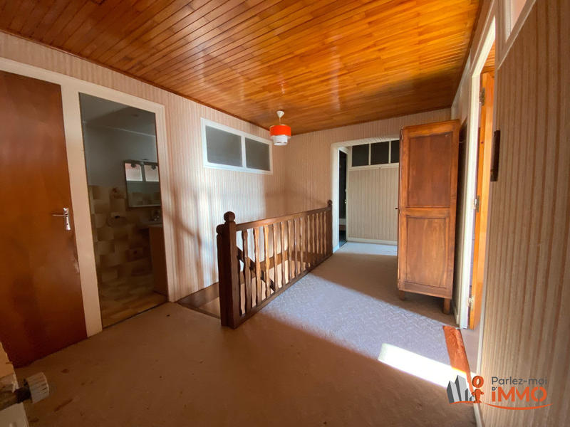 Maison - 166 m² - 9 pièces