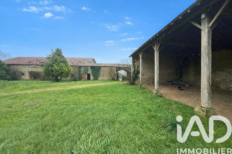 Maison - 177 m² - 8 pièces