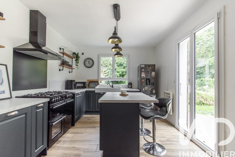 Maison - 194 m² - 10 pièces