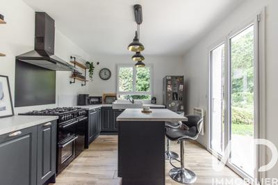 Maison - 194 m² - 10 pièces